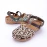 Леопардовый сандалии для девочек CROCS Karin Leopard Clog Girls