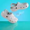 Детские белые Crocs Kids Classic Geometric Clog