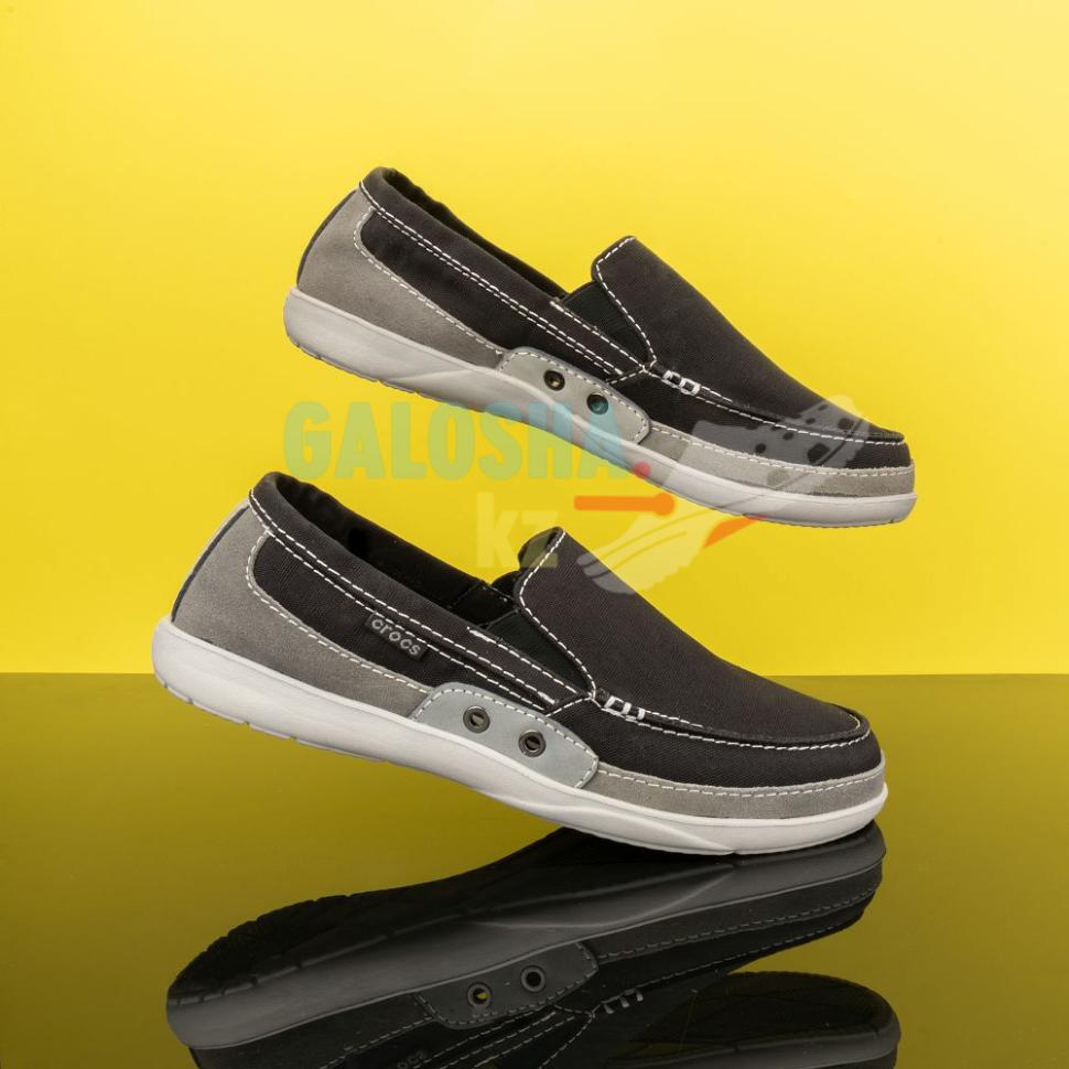 CROCS Men s Walu Slip On