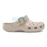 Бежевые Crocs Classic Enamel Buckle Clog Бежевые Crocs Classic Enamel Buckle Clog