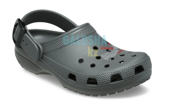 Серые Crocs Classic Enamel Buckle Clog